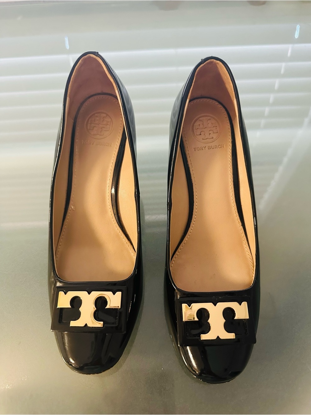 Tory Burch Black Patent Leather Wedge Pumps – Size 6M